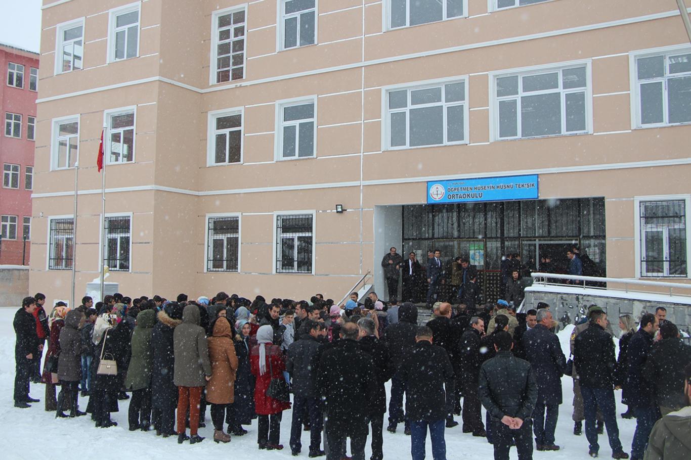 Karlıova’da okul açılışı yapıldı Karlıova’da okul açılışı yapıldı